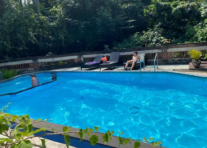 Puri Bebengan 3*